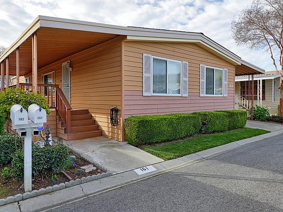 2nd image of 161 Mountain Springs Dr #161