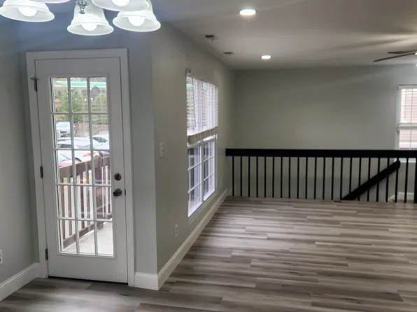 221 Village Circle Drive image 6 of 17