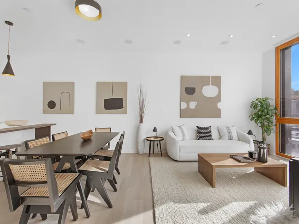 224 North Sixth Street image 4 of 13