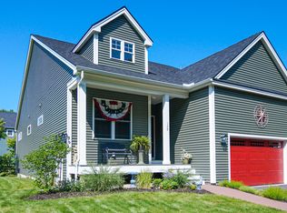 128 Sycamore Ln, Kennebunk, ME 04043