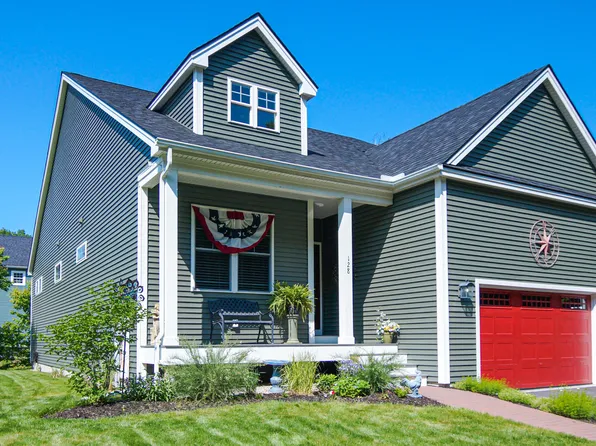 128 Sycamore Lane, Kennebunk, ME 04043