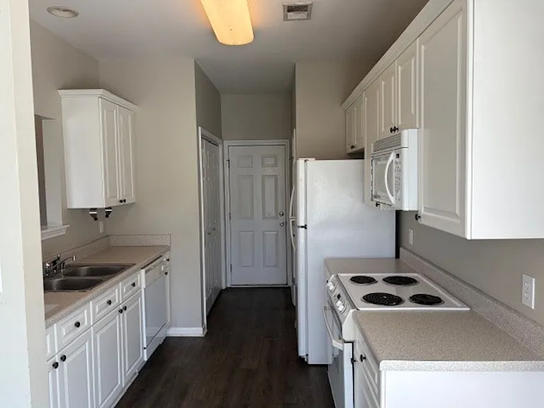 2530 Joey Adkins Dr — Photo 11