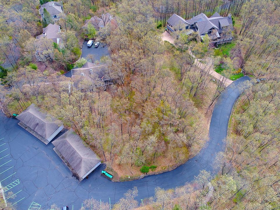 1st image of 18395 Dunecrest Dr