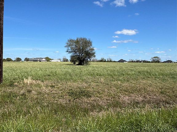 5th image of 820 Chuckwagon Trl