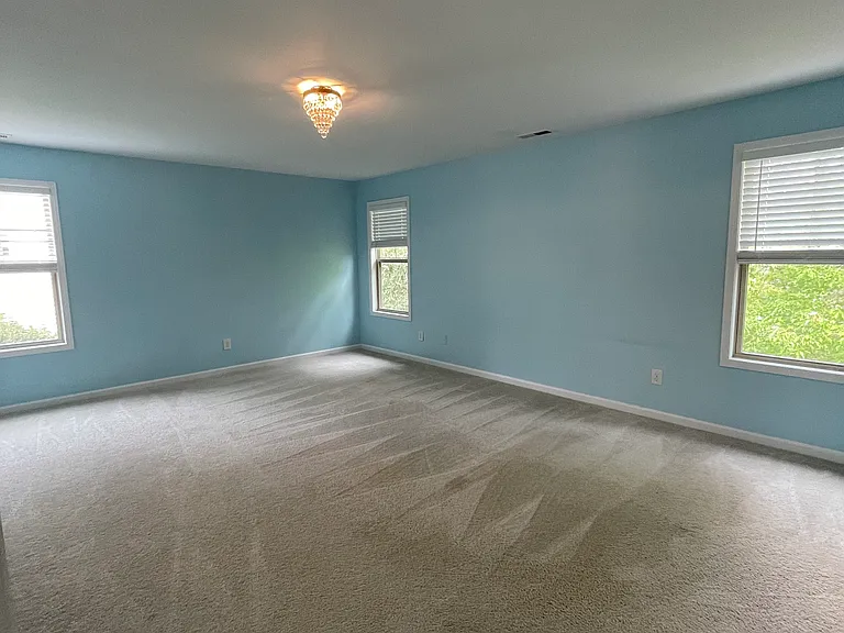 119 Gathering Pl — Photo 18