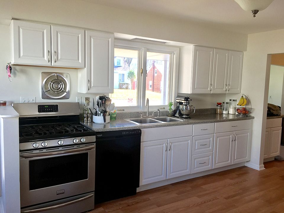 15 Bolivar Ave, Troy, NY 12180 Zillow