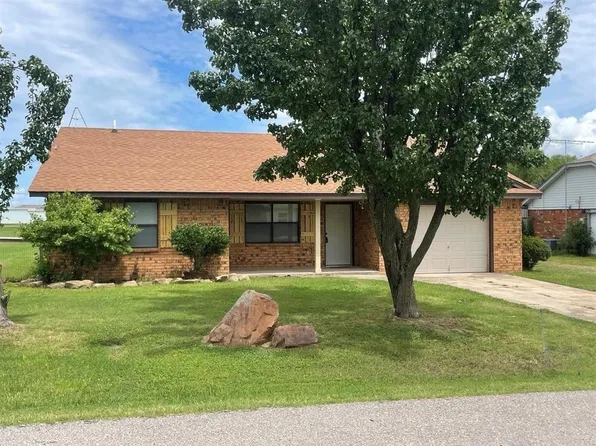 506 S Scott St, Wayne, OK 73095