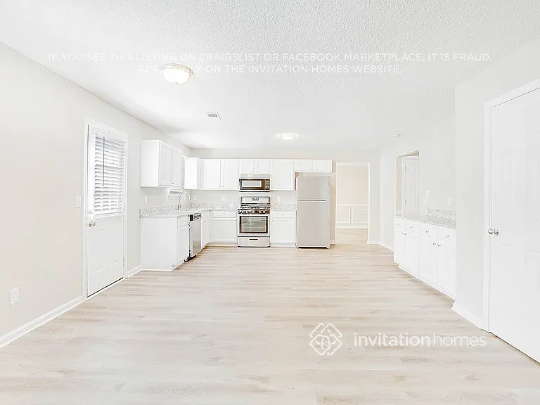7430 Spoleto Loop — Photo 6
