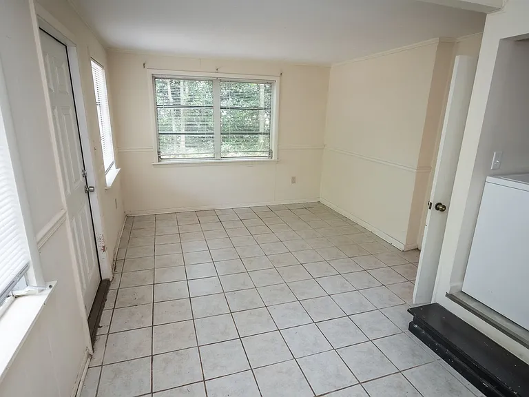 175 Habersham Way — Photo 15