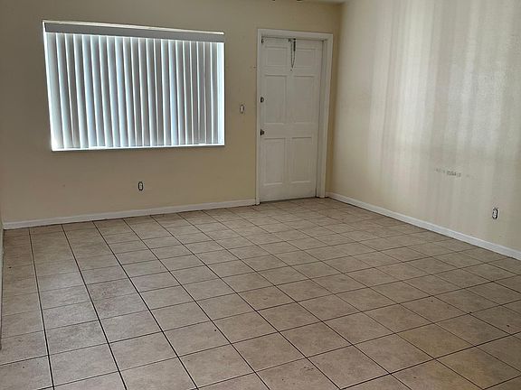 4th image of 5216 SW 91st Ave APT 4