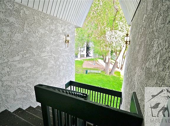 2nd image of 265 E Hill Ave