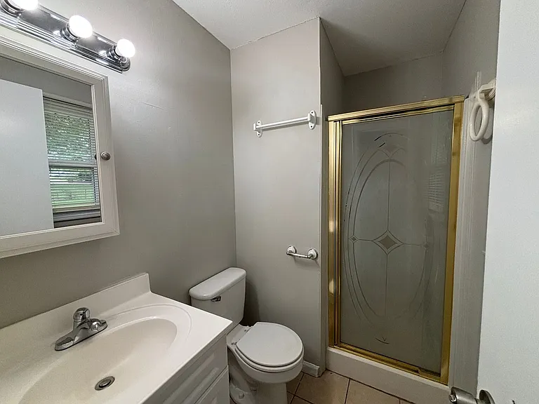 6928 NW 76th Pl — Photo 6