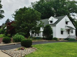 823 Columbia Ave, Palmerton, PA 18071