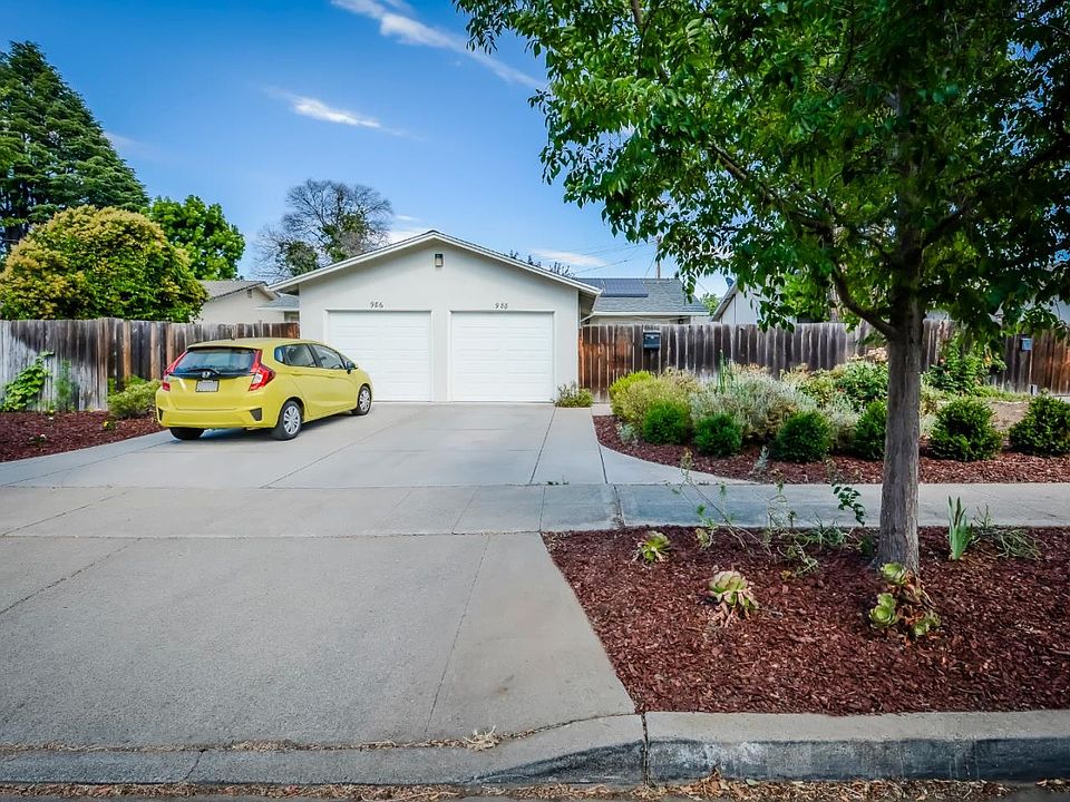 1st image of 986 Gretchen Ln