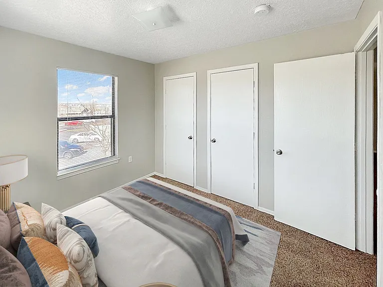 Crescent Ridge — Photo 17
