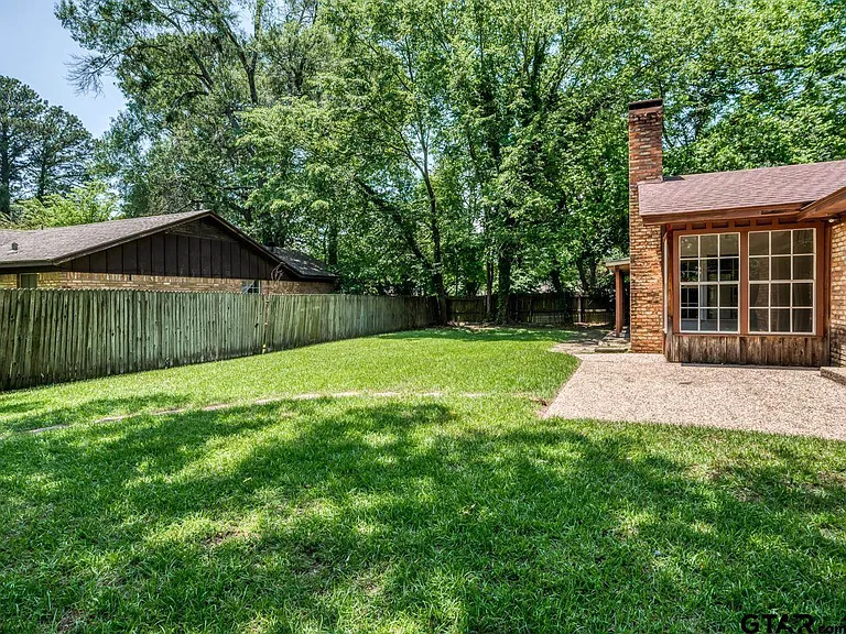 509 Winchester Dr — Photo 26