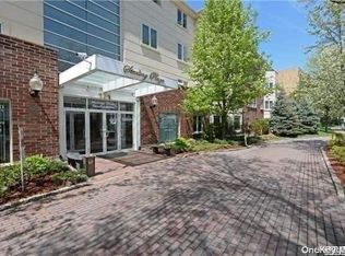 171 Great Neck Rd APT 4C, Great Neck, NY 11021