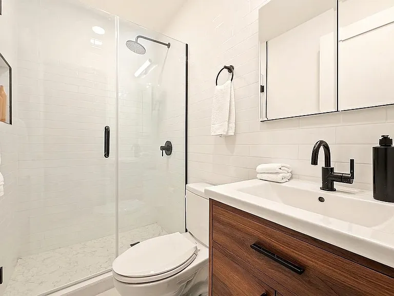 291 7th Ave #3F — Photo 6