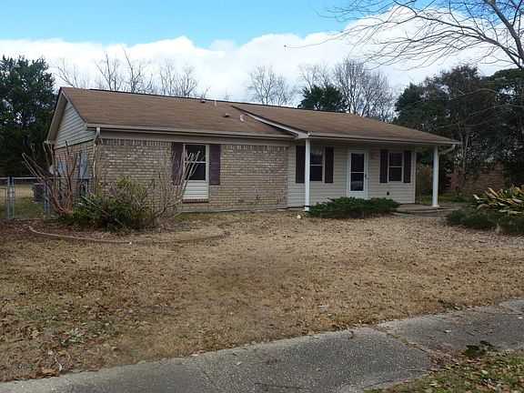 5th image of 508 Dartmoor Ln