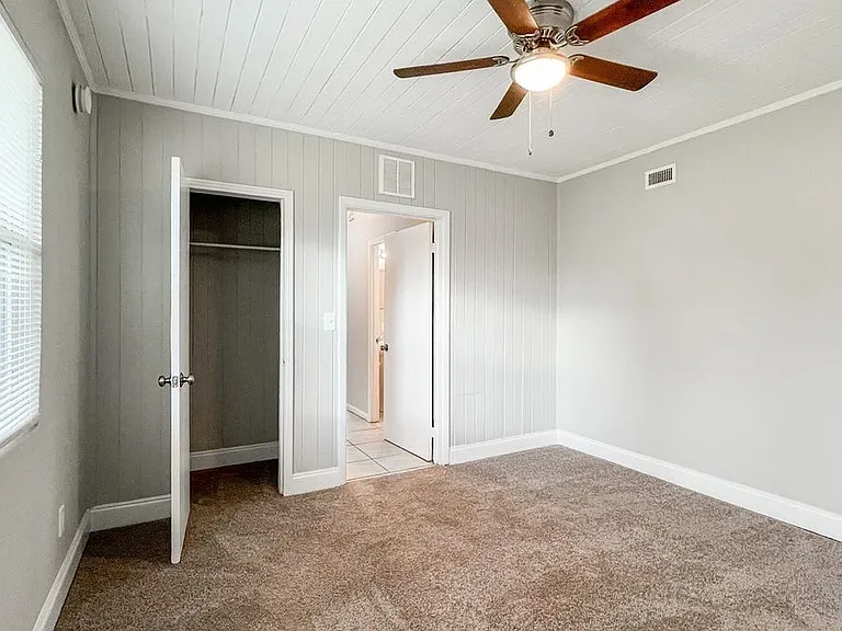 319 NW 16th Ave — Photo 115