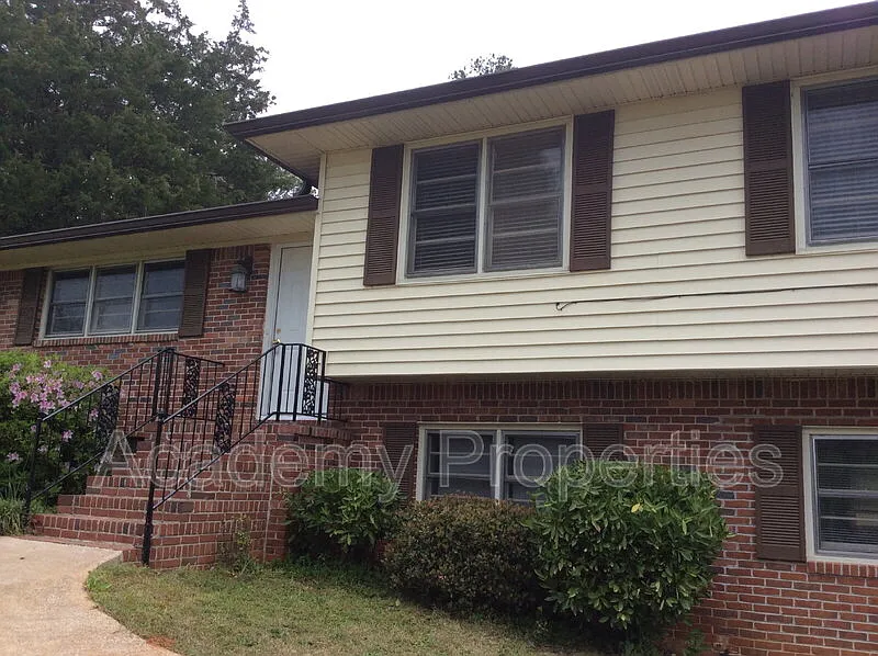 Building Photo - 209 Decatur Rd
