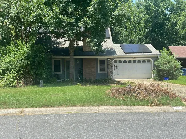 125 Rolling Oaks Dr, Maumelle, AR 72113