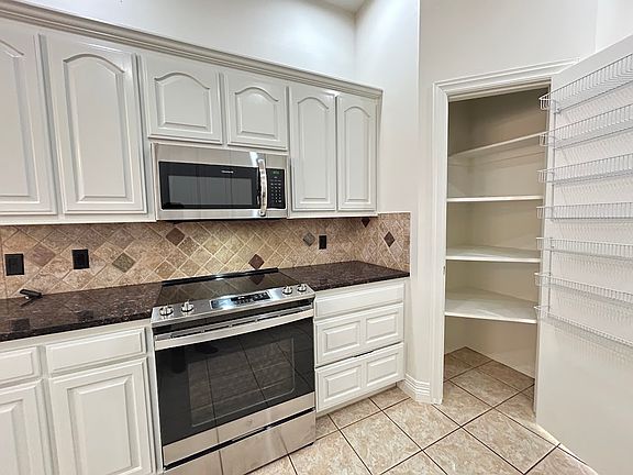 2nd image of 700 Cornell St