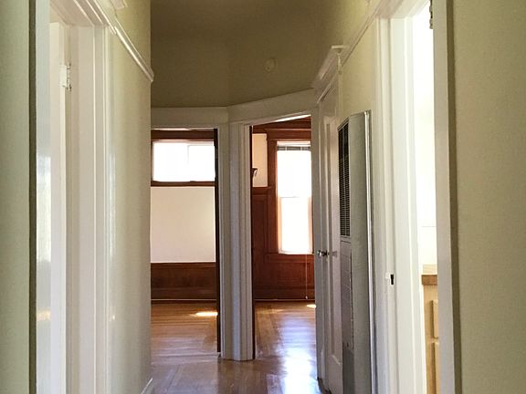 2nd image of 804 Euclid Ave APT 4