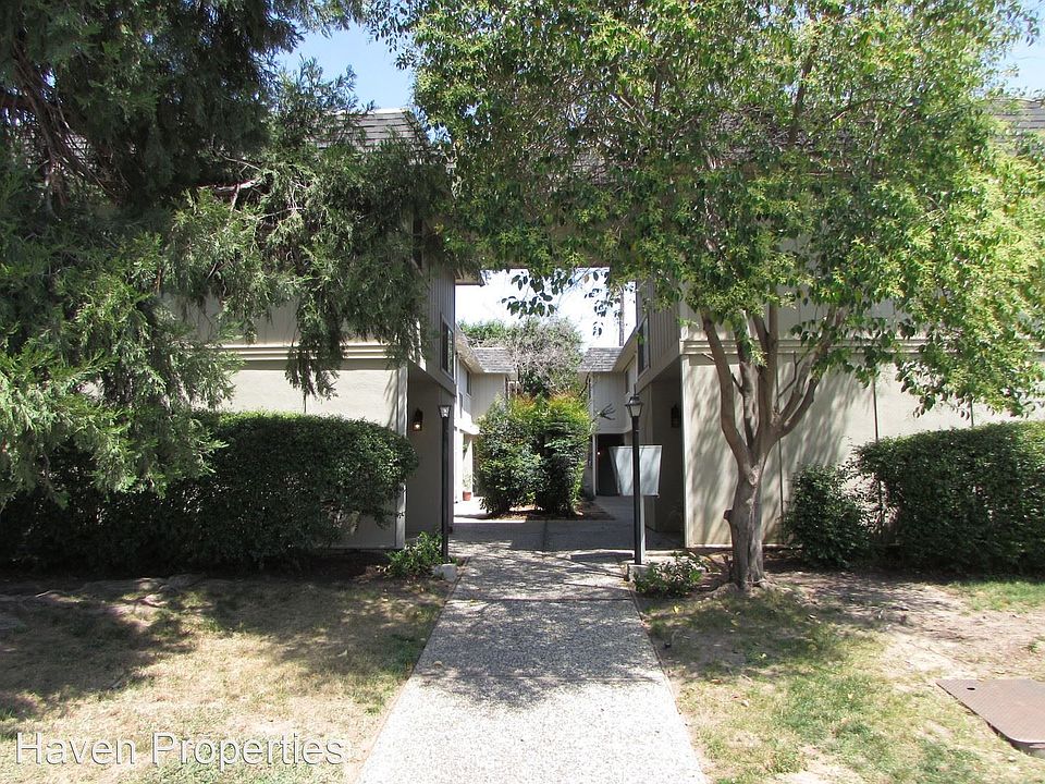1st image of 209 Sharon Way APT 9