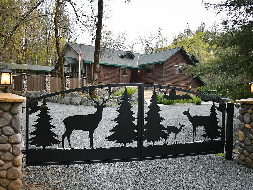 2nd image of 16636 Deerwood Ln