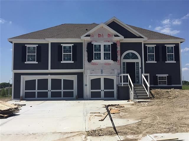 1st image of 6105 NE 120th St