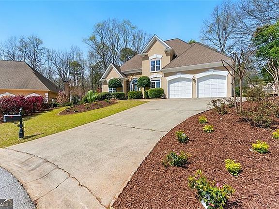 3rd image of 4441 Langdon Walk SE
