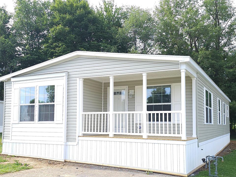 Exterior Image-0-Champion 61 Sunny Acres