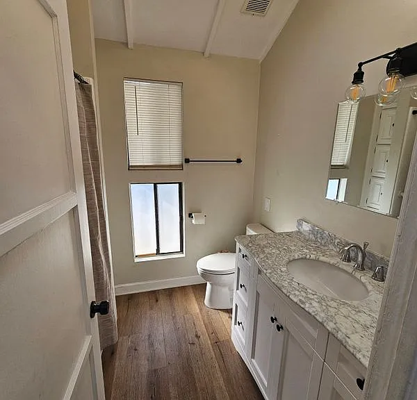 1228 W Palm Ave — Photo 9