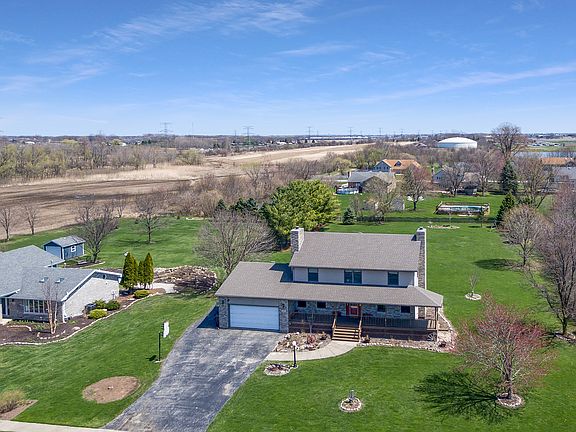 3rd image of 1504 Hermitage Dr