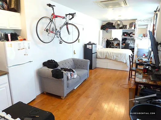 Rented by Highline Residential | media 70