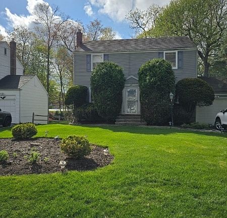 3rd image of 27 Longacre Dr