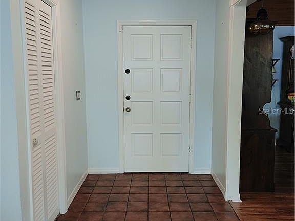 3rd image of 8702 Palisades Dr