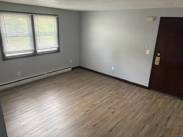 44 Kendall Pond Rd #F — Photo 2