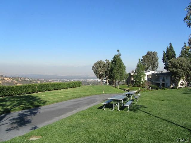 2nd image of 2580 Avenida Del Vista Vis
