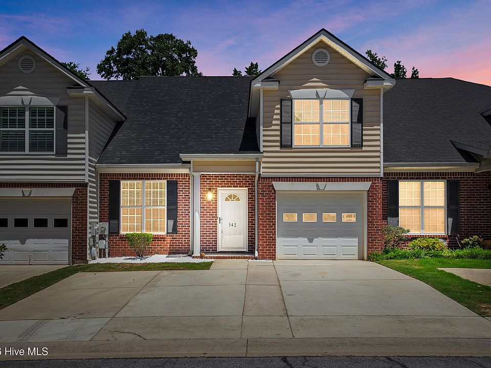 1st image of 542 Laniers Way