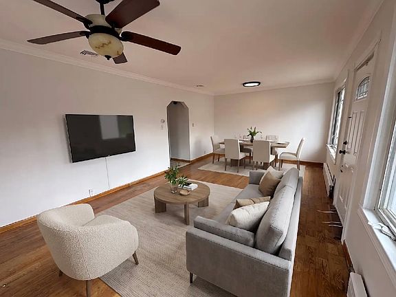 3rd image of 209 8th St Floor 1