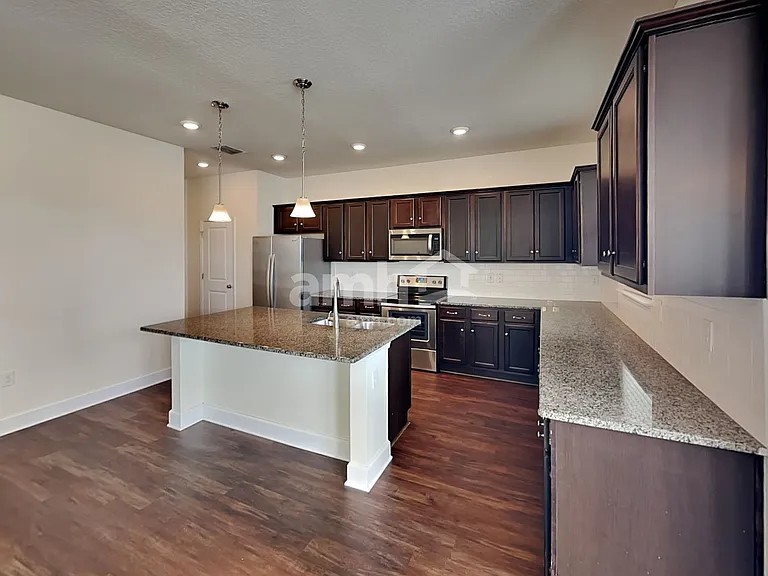 4434 Windy Hammock Way — Photo 3