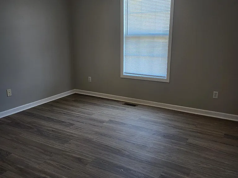 143 W Gate Dr — Photo 40