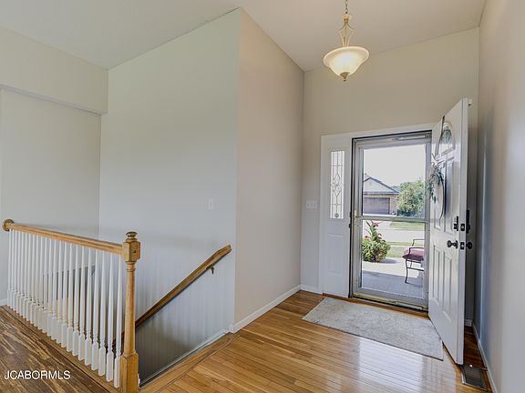 3rd image of 1911 Thoreau Ct