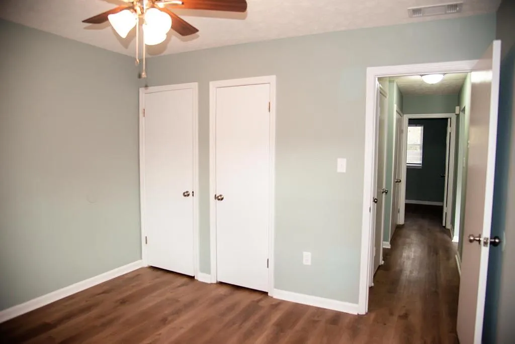 303 E 2nd St, Springfield, GA — Photo 3
