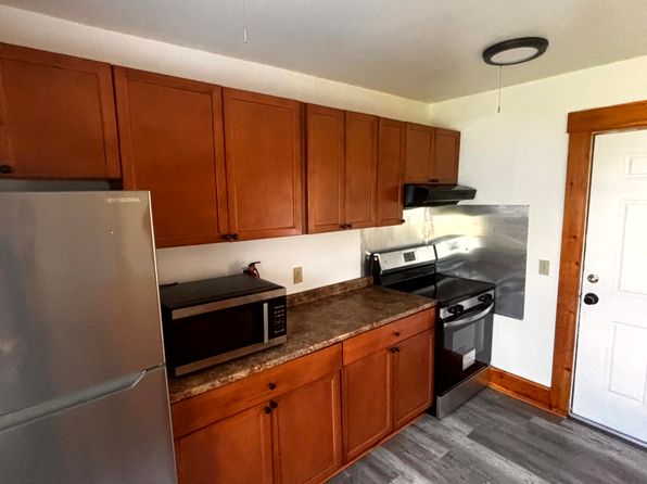 51 River St #1