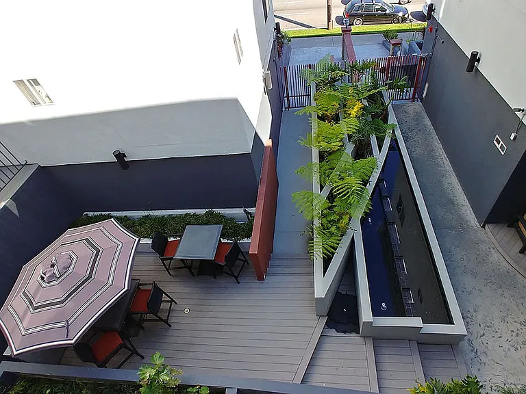 Villa De Adel Apts — Photo 89