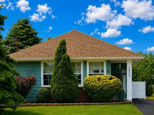 1690 Yorktowne Boulevard, Toms River, NJ 08753