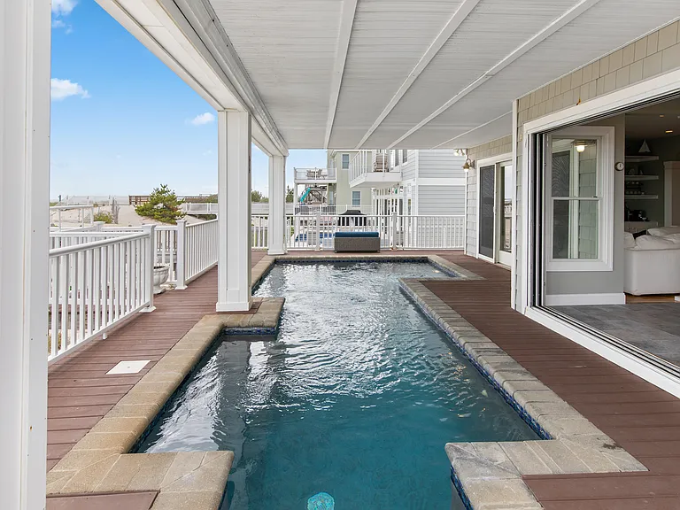 863 Dune Rd — Photo 34